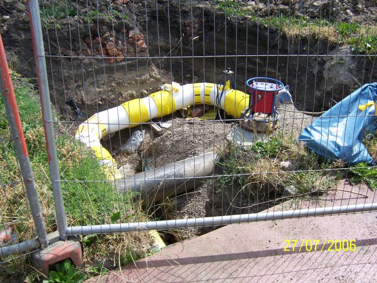 Gas main connection 